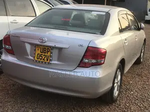 Toyota Axio 2009 Silver