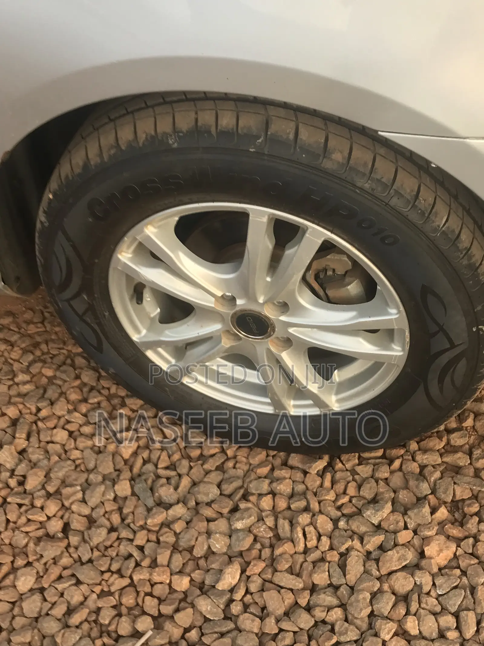 Toyota Axio 2009 Silver