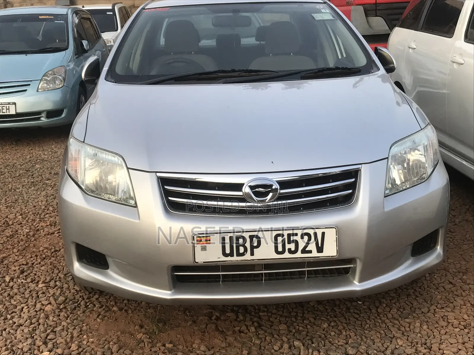 Toyota Axio 2009 Silver