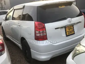 Toyota Wish 2006 White