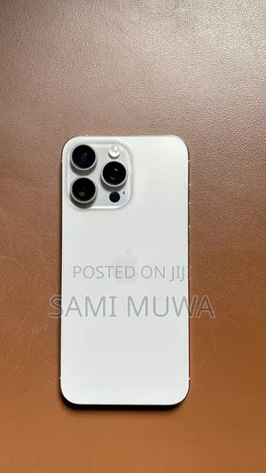 Apple iPhone 15 Pro Max 256 GB White