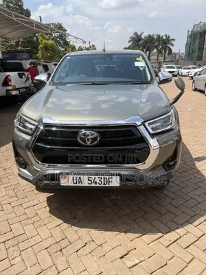 Toyota Hilux 2.4 Diesel 2020 Gray