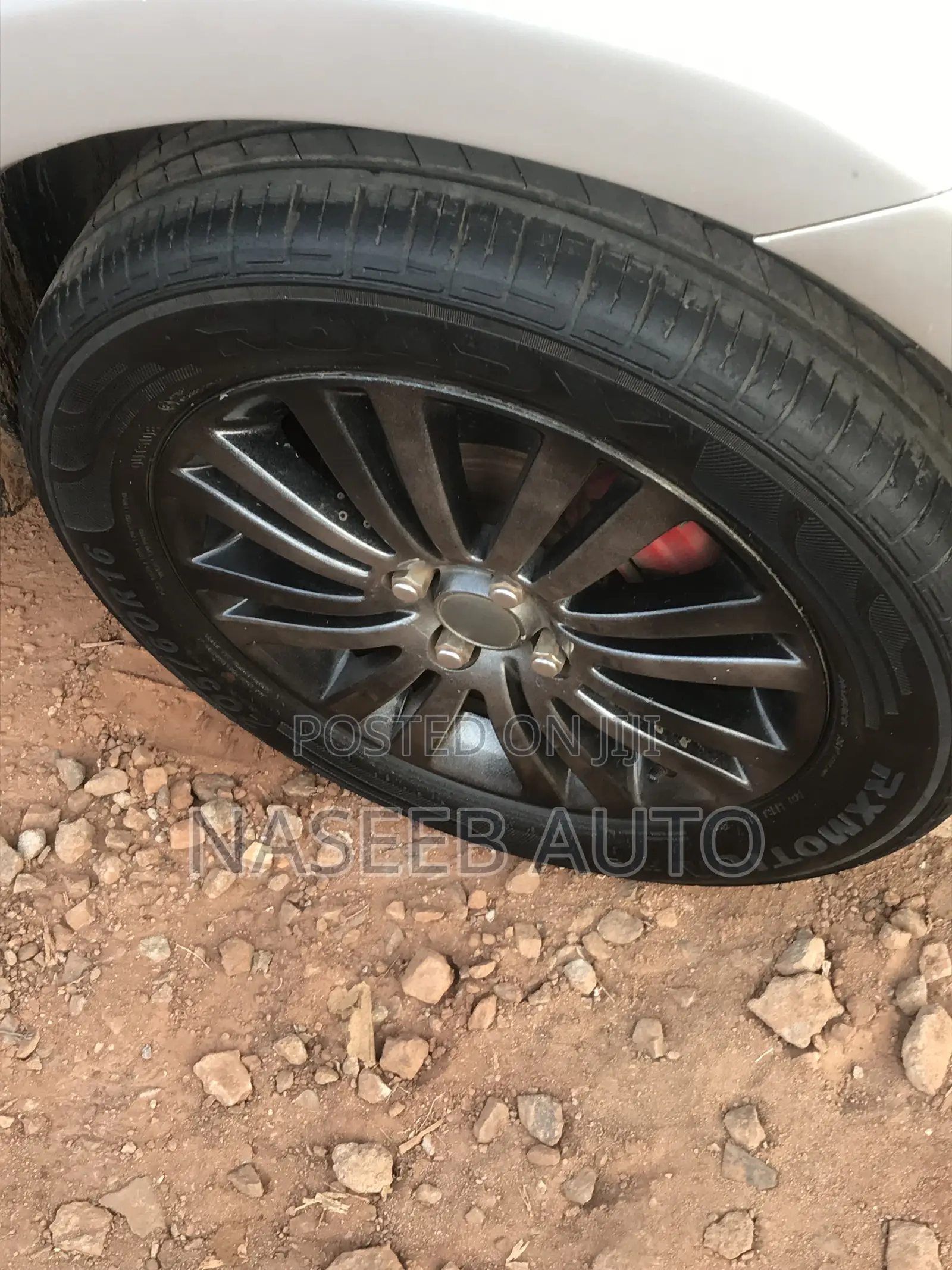 Toyota Ractis 2009 Silver