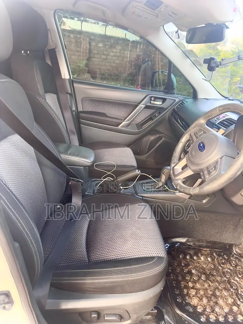 Subaru Forester 2.0XT Premium 4dr SUV AWD (2.0L 4cyl Turbo CVT) 2015