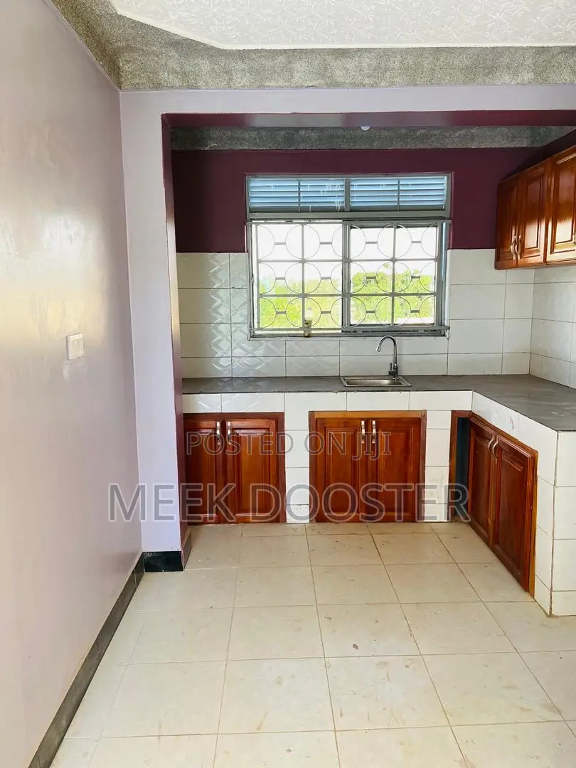 Furnished 2bdrm Apartment in Kira for sale