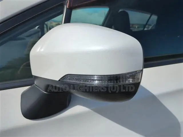 Subaru Impreza 2.0i AWD Hatchback 2017 White