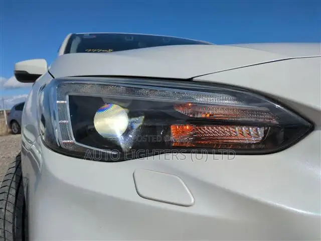 Subaru Impreza 2.0i AWD Hatchback 2017 White