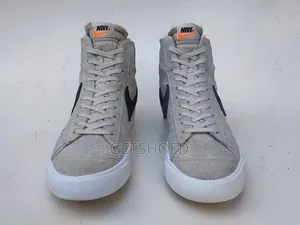 Nike Blazer Mid 77 Vintage 
Size 46eur/11uk/12us Available
Halla 