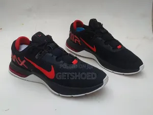 Nike Air Max Alpha Trainer 4
Size 47. 5eur/12uk/13us Available
Halla