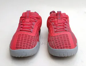 Under Armour Tribase Reign 6 Size 44.5eur/9.5uk/10.5us Available
Halla