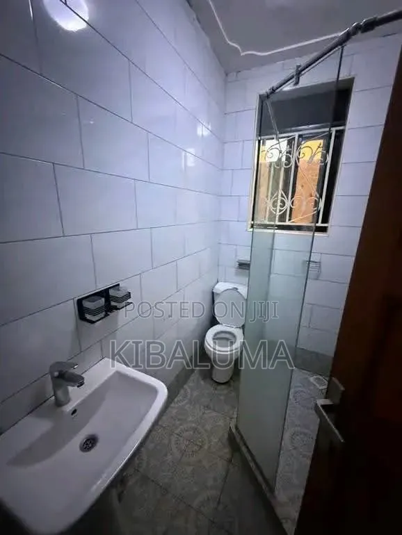 2bdrm Apartment in Kyebando, Central Division for rent