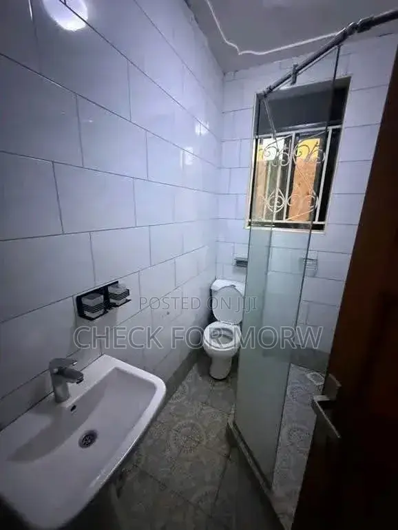 2bdrm Apartment in Kyebando, Central Division for rent