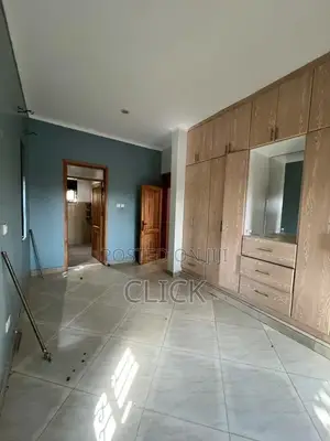 3bdrm Apartment in Salama Road, Central Division for rent