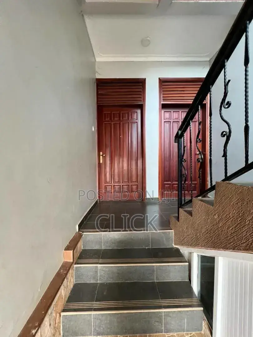 3bdrm Apartment in Salama Road, Central Division for rent
