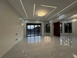 5bdrm Apartment in Bugolobi, Central Division for rent