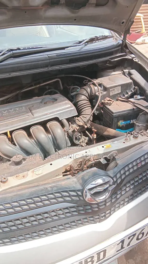 Toyota Corolla Spacio 2004 Gold