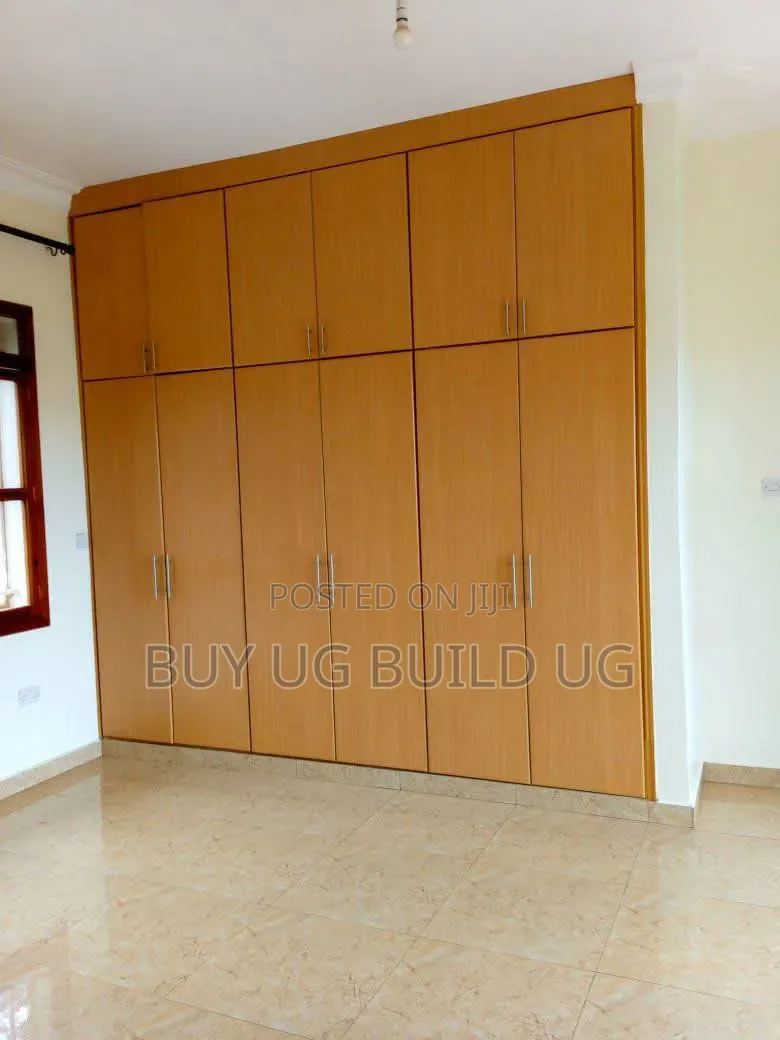 2bdrm Apartment in Kiwatule Kampa, Central Division for rent