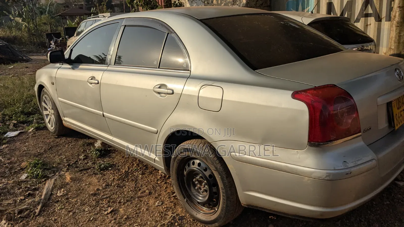 Toyota Avensis 2006 Ivory
