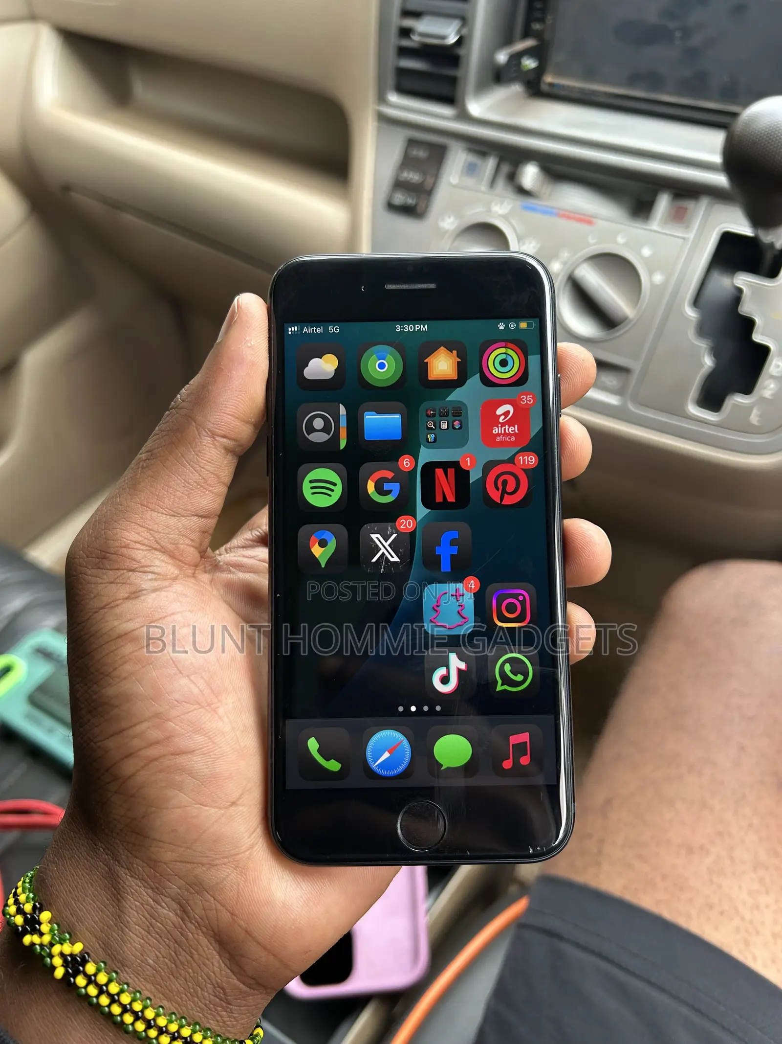 Apple iPhone SE (2022) 64 GB Blue