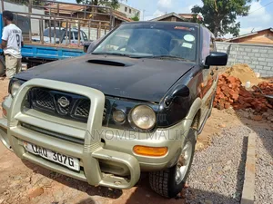 Nissan Terrano 2005 Black