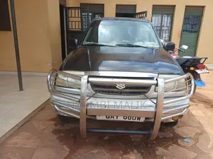 Suzuki Escudo 2005 Black
