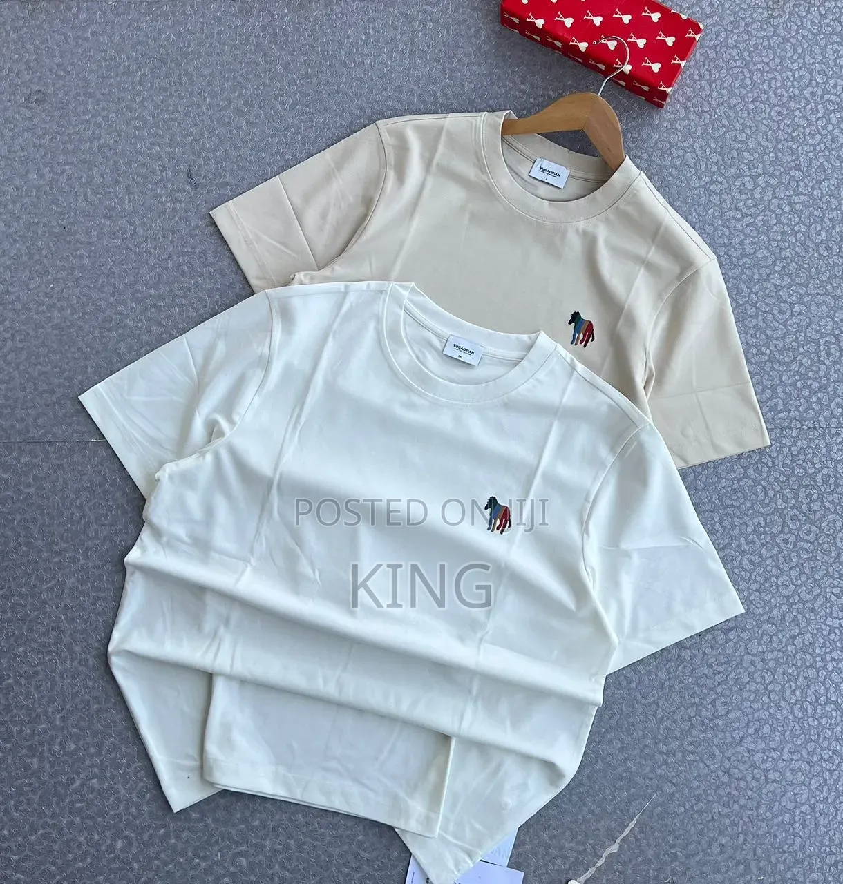 Crewneck Short-Sleeve Graphics T-Shirts