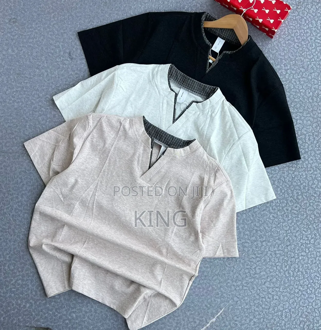 Crewneck Short-Sleeve Graphics T-Shirts
