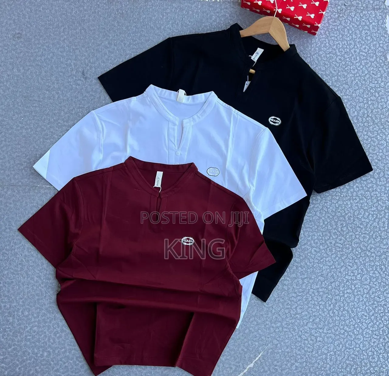 Crewneck Short-Sleeve Graphics T-Shirts