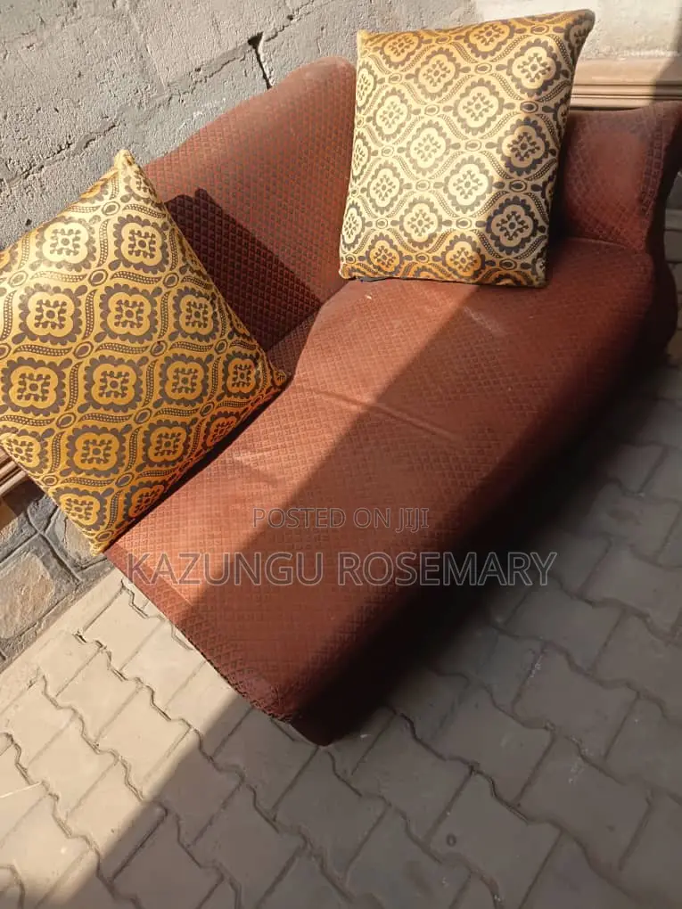 I Want to Sell Off My Used Chair