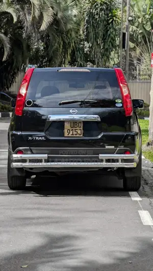 Nissan X-Trail 2010 Matt Black