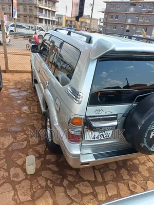 Toyota Land Cruiser Prado 2002 Silver