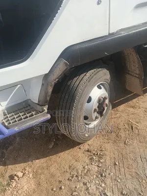 Mitsubishi Fuso Long