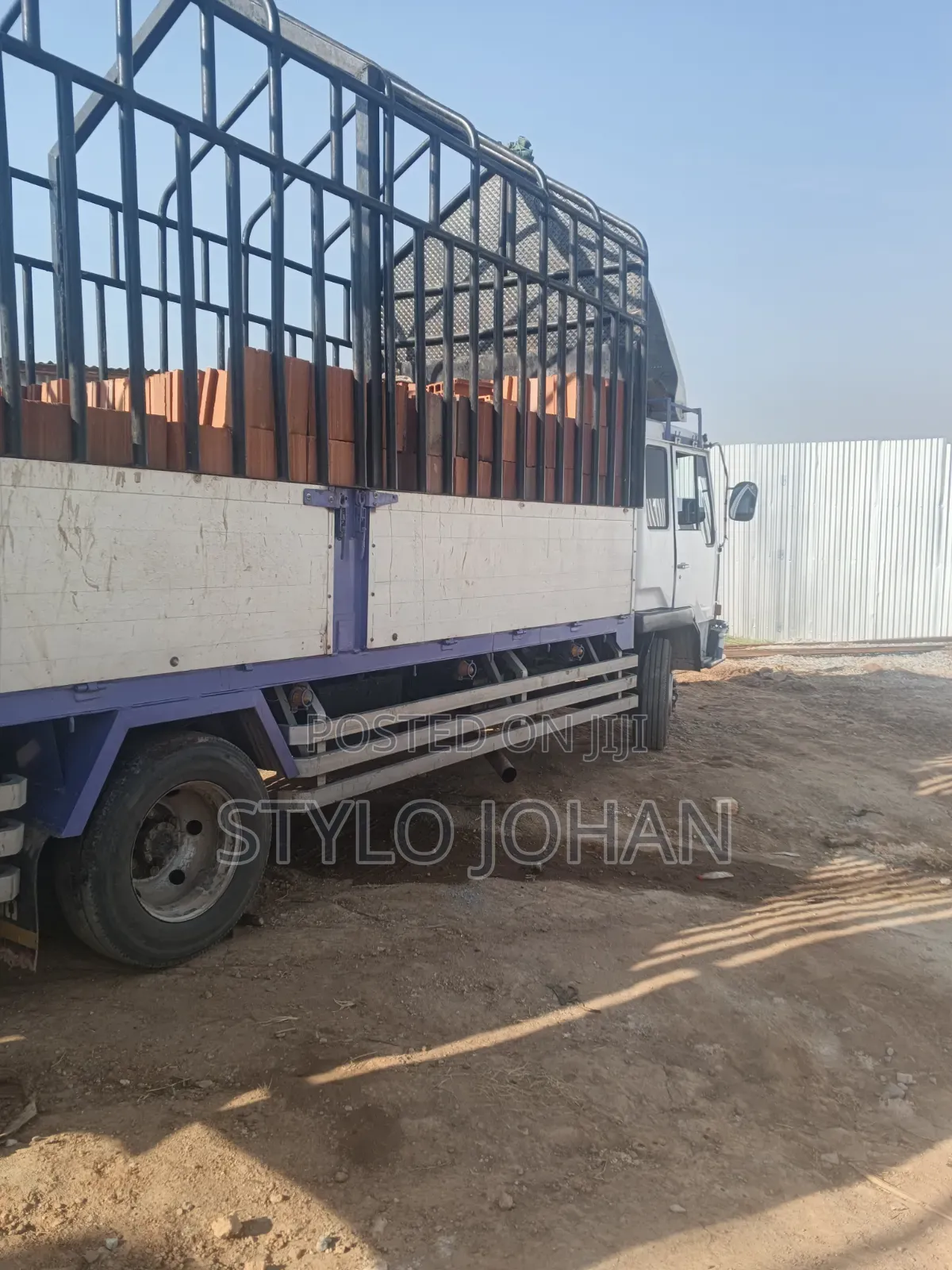 Mitsubishi Fuso Long