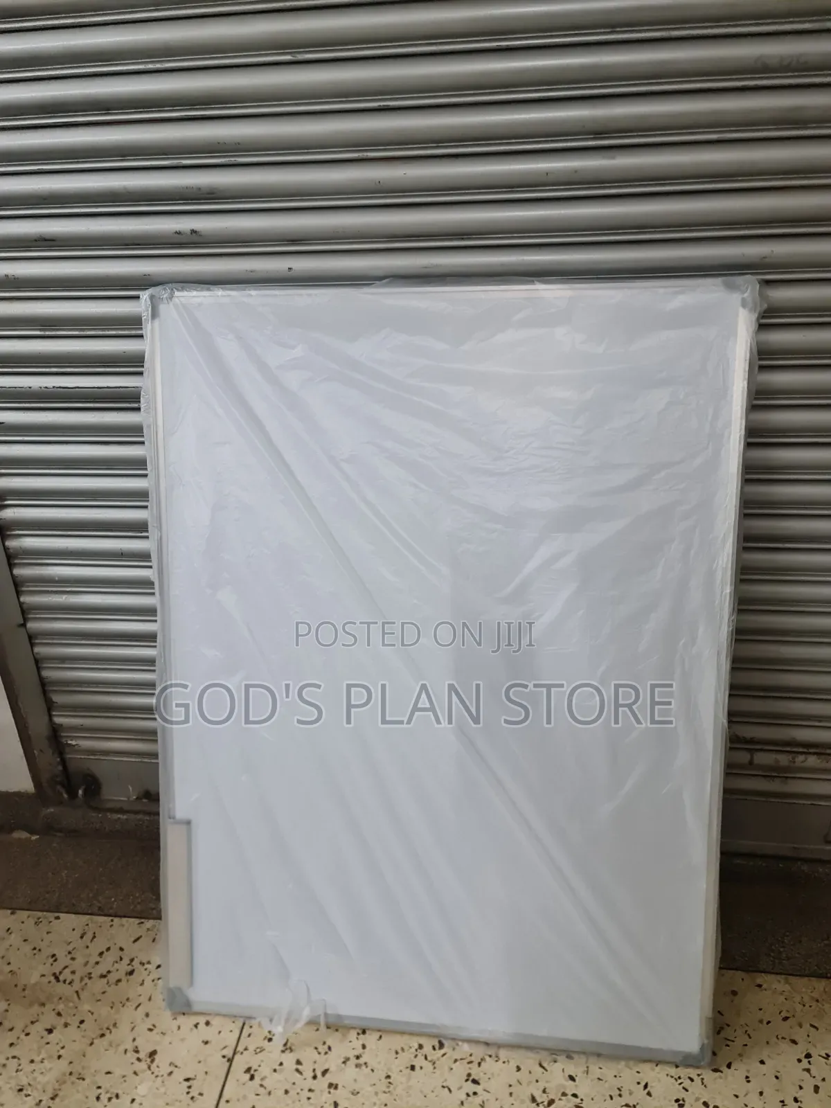 Darwin Hanging 90×120cm Magnetic White Boards White Boards