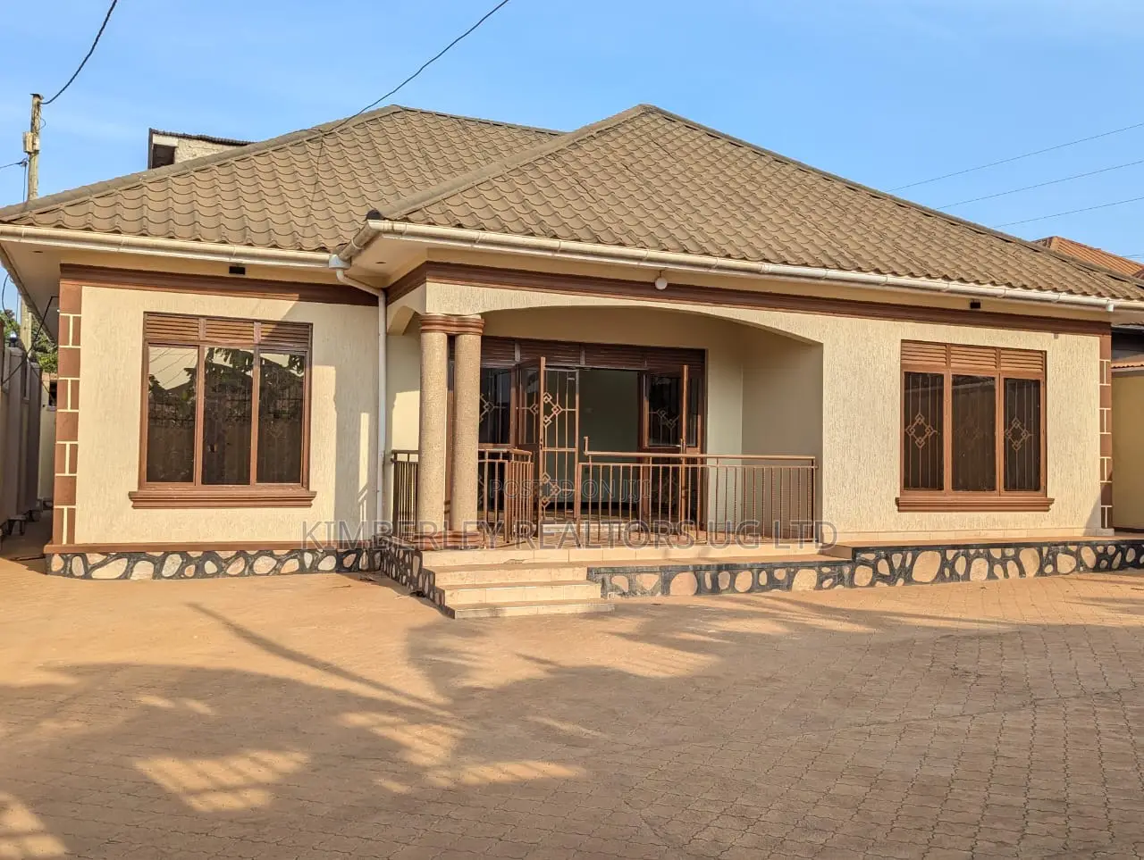 4bdrm House in Division A for sale