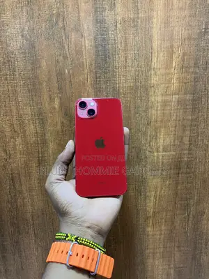 Apple iPhone 13 256 GB Red