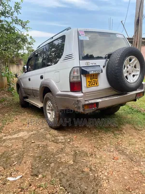 Toyota Land Cruiser Prado 2001 Pearl