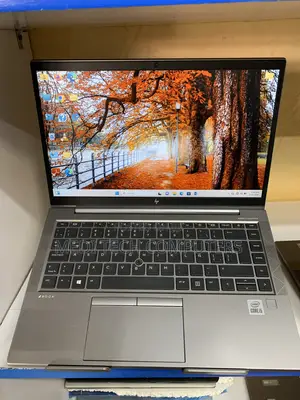 Laptop HP ZBook Firefly 14 G7 8GB Intel Core i5 SSD 256GB