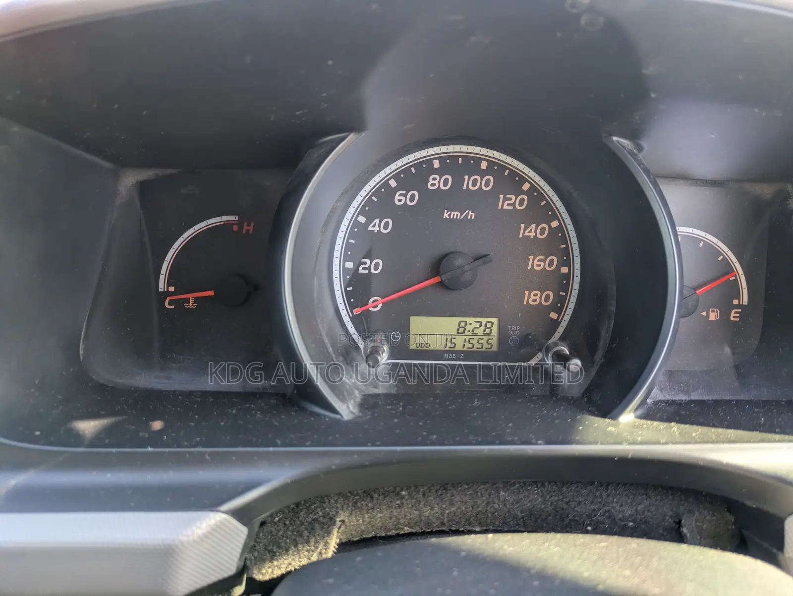 Toyota HiAce 2011