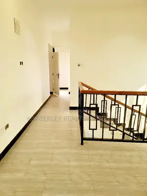 6bdrm Apartment in Division A for sale