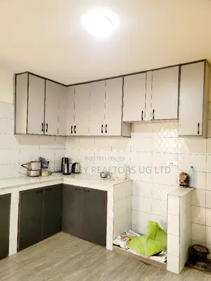 6bdrm Apartment in Division A for sale