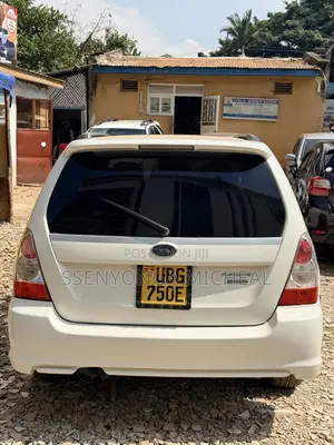 Subaru Forester 2006 White