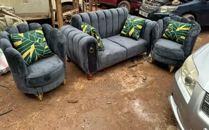 Flower Sofa + the 2seater Kno Cushions