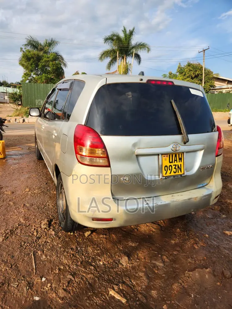 Toyota Corolla Spacio 2002 Silver