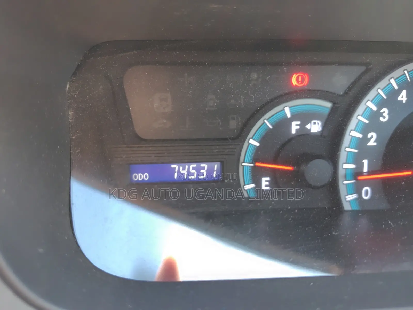 Toyota Noah 2.0 143hp FWD (8 Seater) 2012 Blue