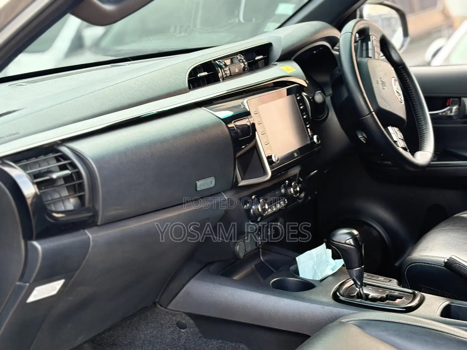Toyota Hilux Revo Double Cab Deisel 2.8 AWD 2017 Green