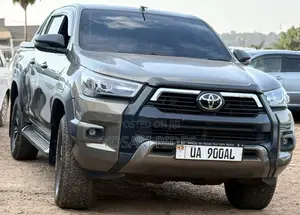 Toyota Hilux Revo Double Cab Deisel 2.8 AWD 2017 Green