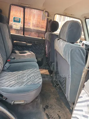 Toyota Land Cruiser Prado 1986 Black