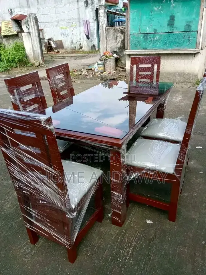 6 Seaters 100% Wooden Dining Sets With Ottoman Bench 1,600,000/-