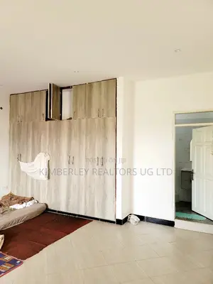 6bdrm Apartment in Division A for sale